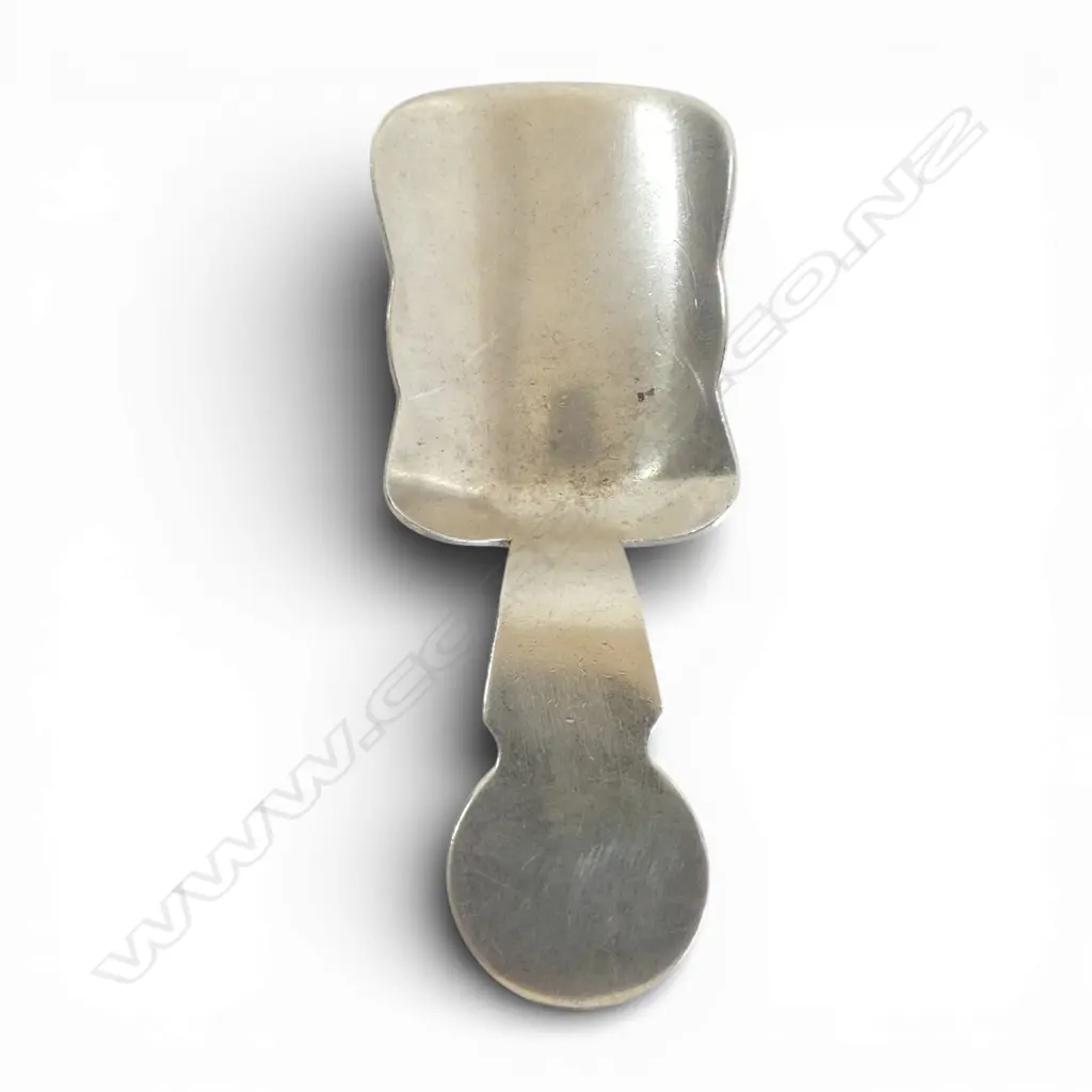 STG SILVER TEA CADDY SOON, THE WAYNE HART CO, CHESTER 1946, 20gms Image 1++