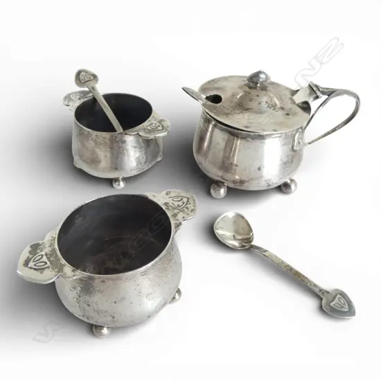 STG SILVER ART NOUVEAU 3 PCE CONDIMENT SET, JAMES FENTON, BIRMINGHAM 1906,147gms