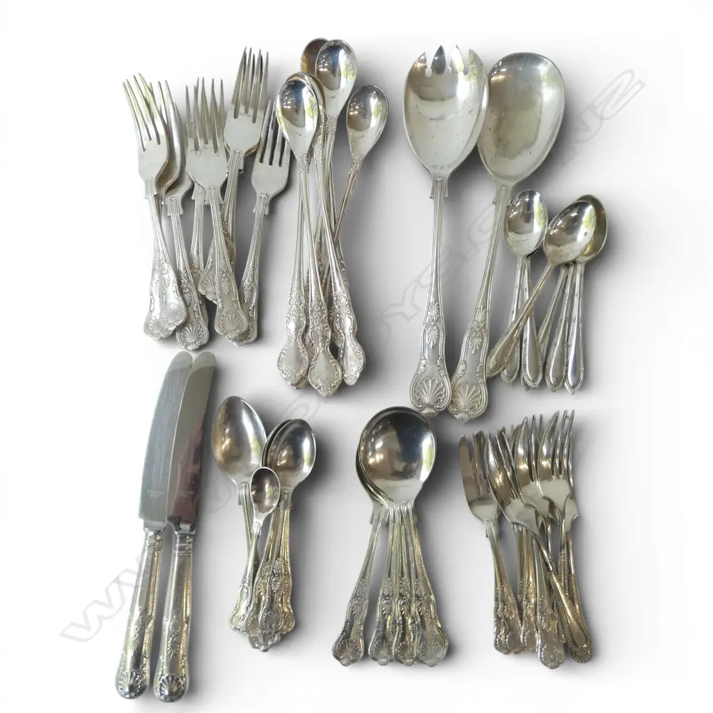 SILVER PLATED CUTLERY MOSTLY KINGS PATTERN SWEET FORKS ETC Image 1++