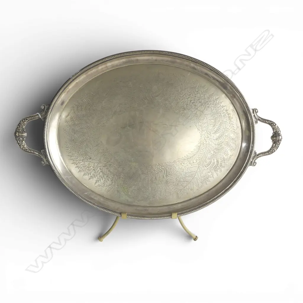 LG OVAL SILVER PLATE TRAY 760x485mm Image 1++
