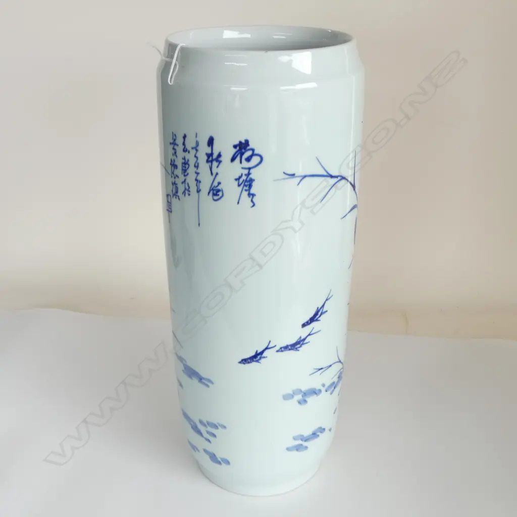 LARGE ORIENTAL B/WHITE  PORCLAIN VASE H440MM Image 1++