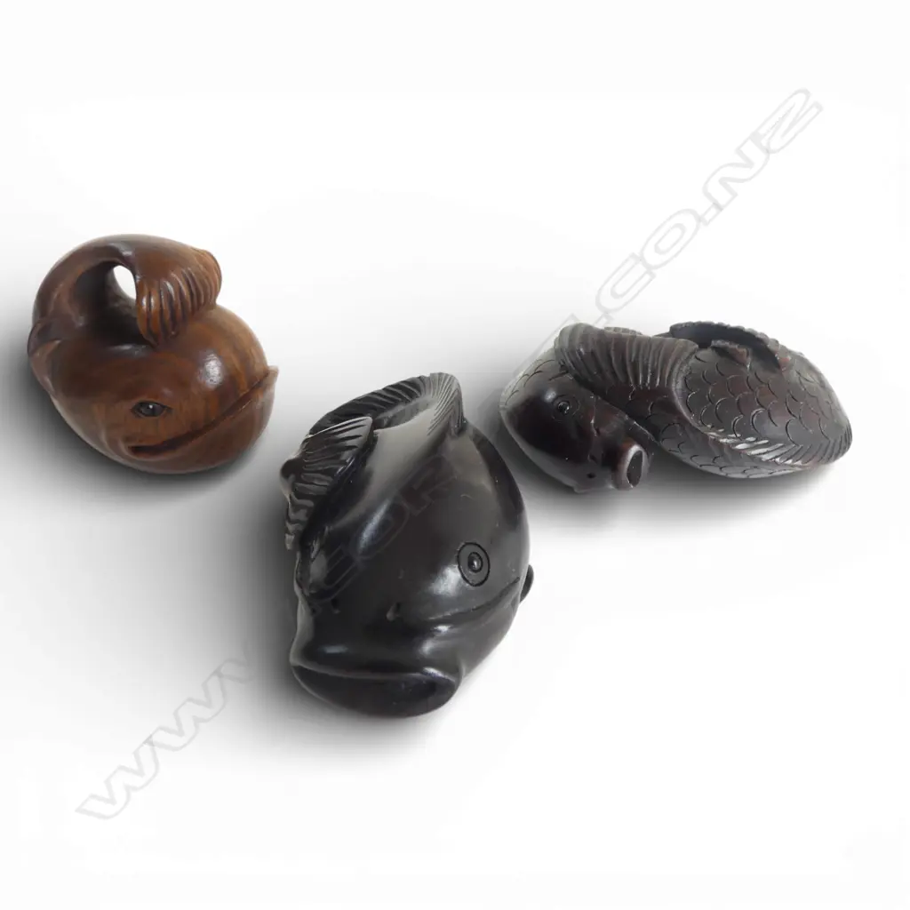 JAPANESE CARVED WOOD NETSUKE OF TWO KOI CARP, SIGNED + NAMAZU, SIGNED &  A KUJIRA, SIGNED, H.35mm Image 1++