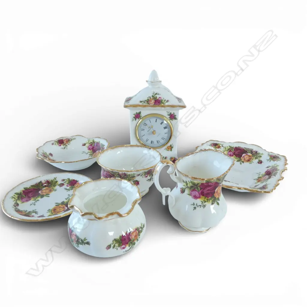 7PCS R/A  OLD COUNTRY ROSES  CHINA CLOCK C/SUGAR   3 DISHES & SMALL VASE H60MM Image 1++