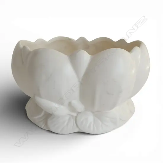 CROWN LYNN FLAIR ART POTTERY LILYPOND VASE 210X150X120mm