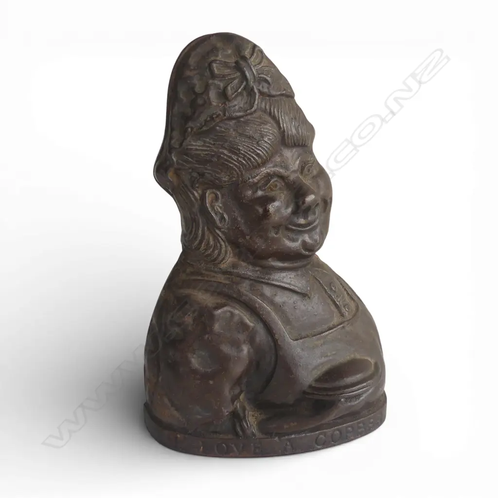 CAST IRON PIGGY BANK 'I LOVE A COPPER' H.150mm Image 1++