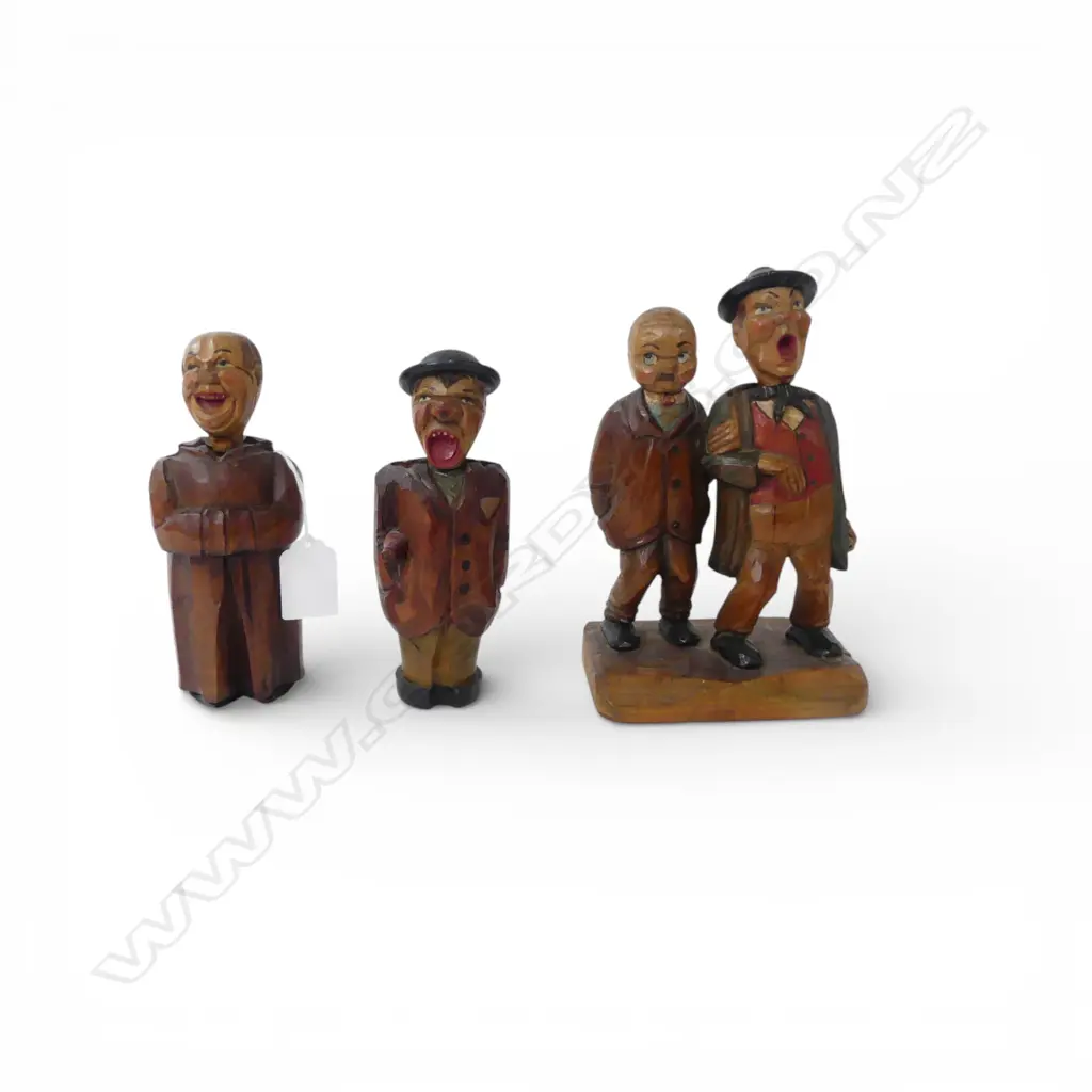 3 GERMAN CARVED WOODEN BOTTLE OPENERS H.190mm Image 1++