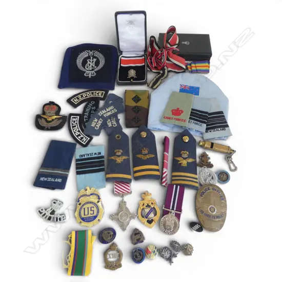 LGE COLLECTION MEDALS & BADGES + MILITARY & OTHER CLOTHE BADGES