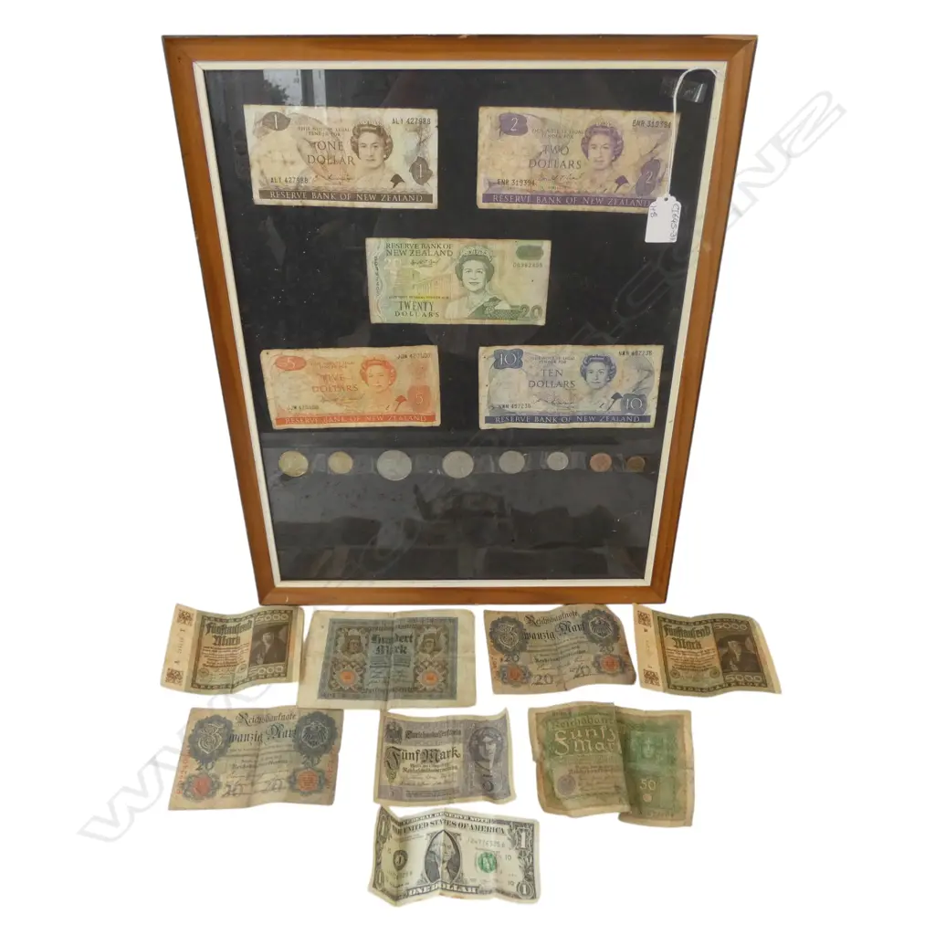 FRAMED N.Z. BANK NOTES & COINS + 7 OLD REICHSMARK BANK NOTES + AMERICAN DOLLAR Image 1++