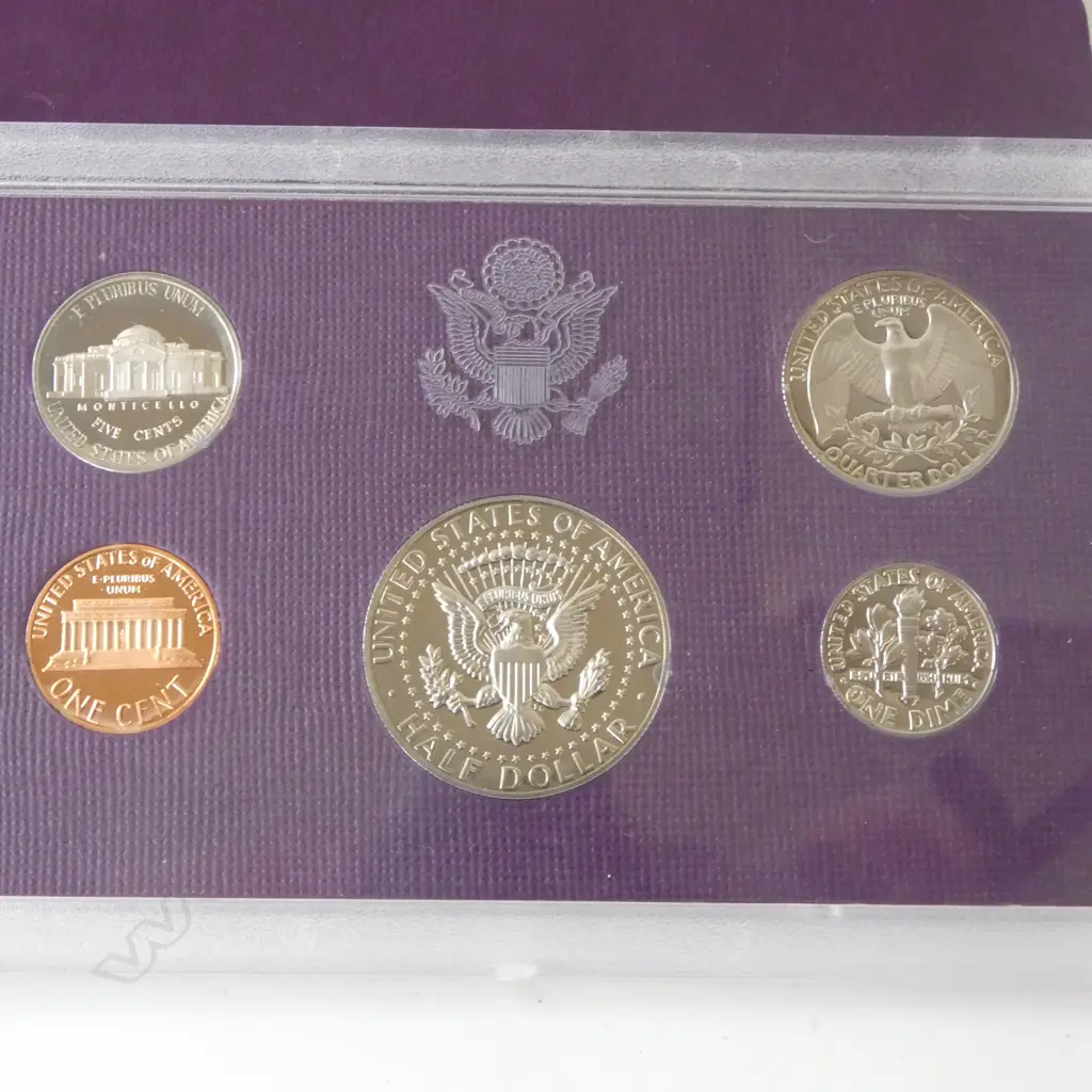 ASST. COINS, COMMEMORATIVE DOLLARS, PROOF SETS ETC Image 1++