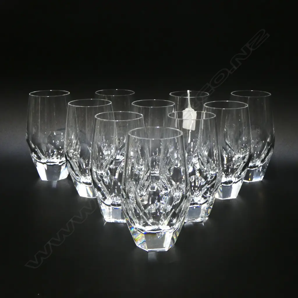SET OF 10 VINTAGE FACET CUT CRYSTAL TUMBLERS, H.130MM Image 1++