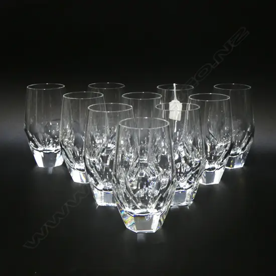 SET OF 10 VINTAGE FACET CUT CRYSTAL TUMBLERS, H.130MM