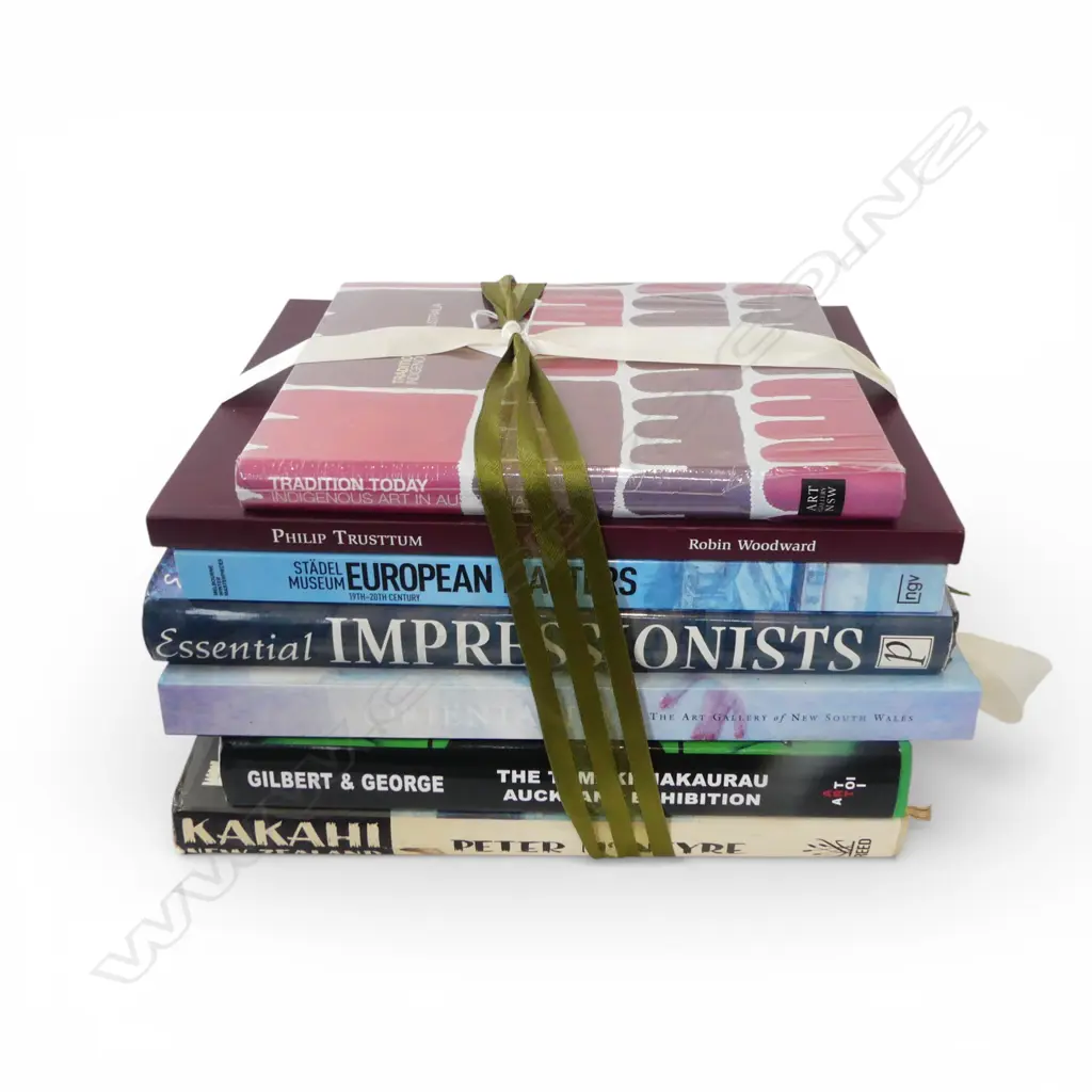 7 ART BOOKS Image 1++