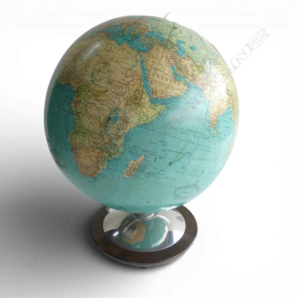 ILLUMINATED GLOBE W. EUROPEAN POWER POINT - H. 420mm Image 1++