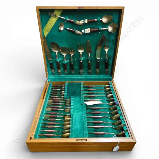 12 person 78 piece THAI BRASS CUTLERY CENTEEN SET hinged lidded canteen