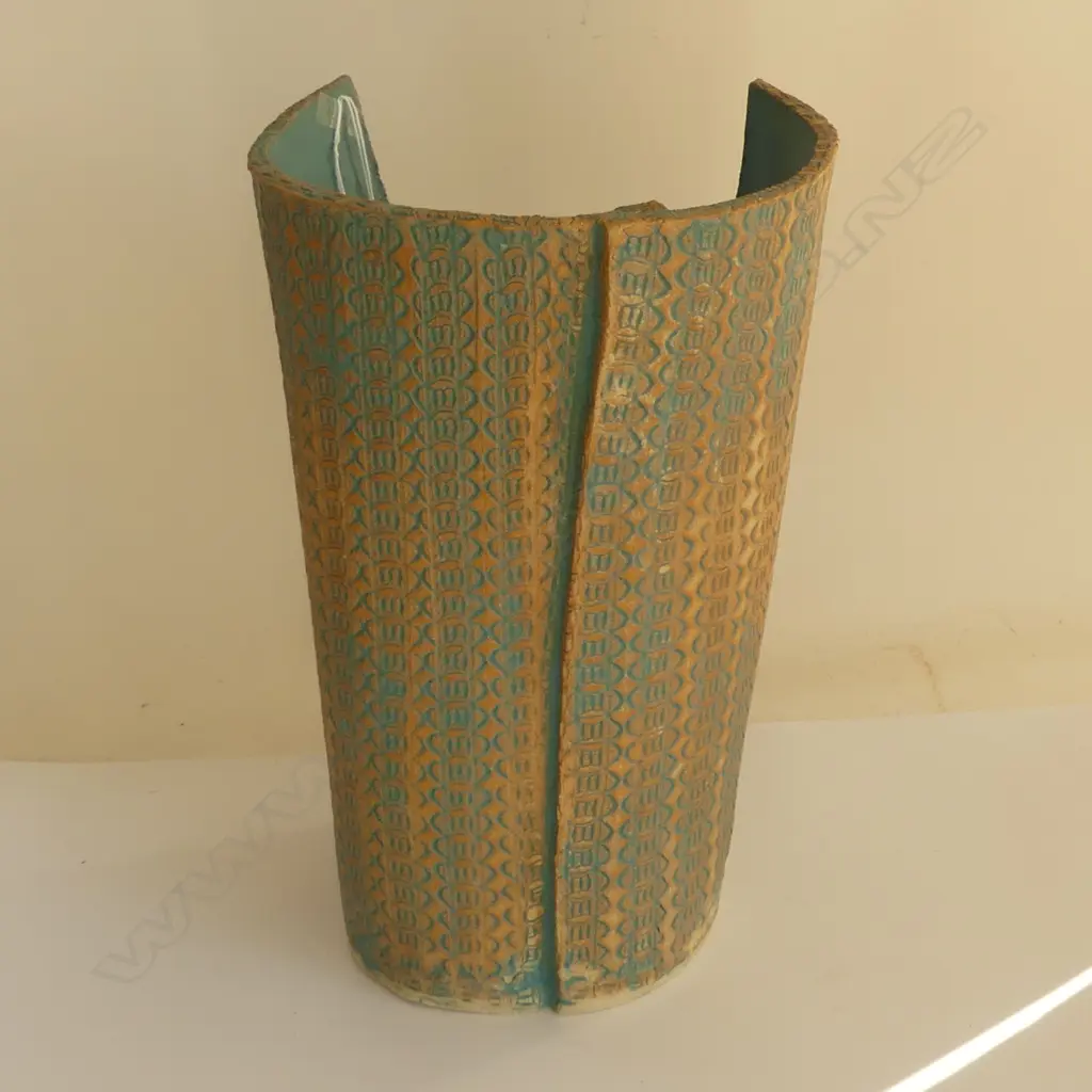STUDIO POTTERY VASE, BY AN ISRAELI POTTER GOLDEN BAY, UNMARKED H.350mm Image 1++