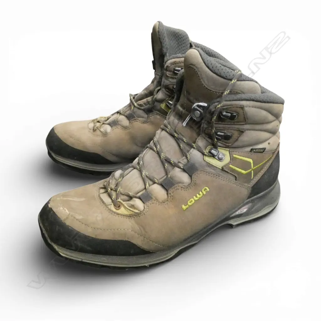 PR LOWA / GORETEX BI-DENSITY BOOTS SZ UK 9 USED Image 1++