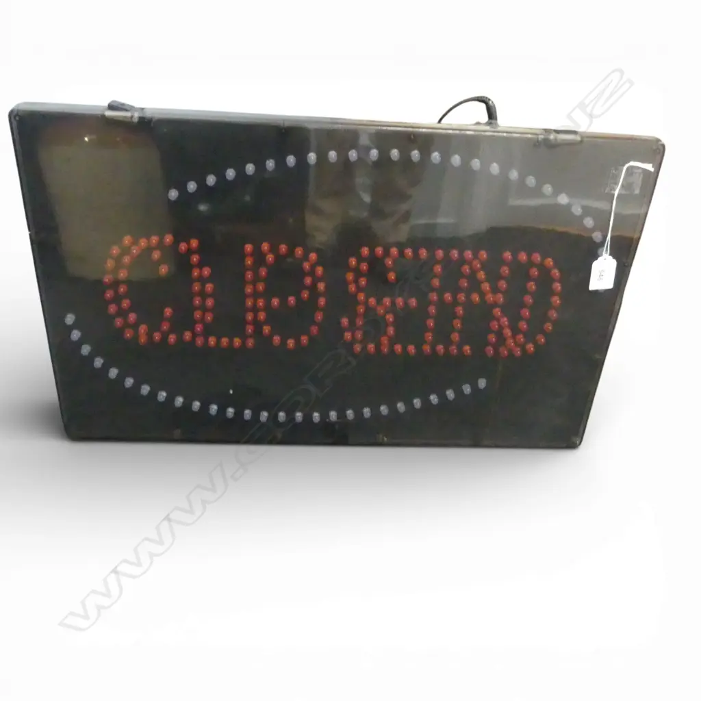 ELECTRIC OPEN / CLOSED SHOP SIGN 355x585mm Image 1++