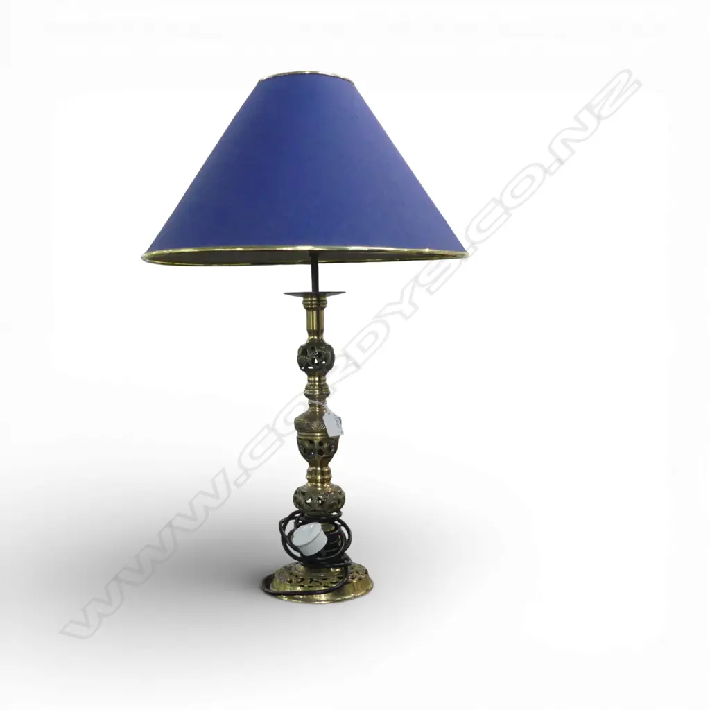 BRASS TABLE LAMP pierced design H.690mm Image 1++