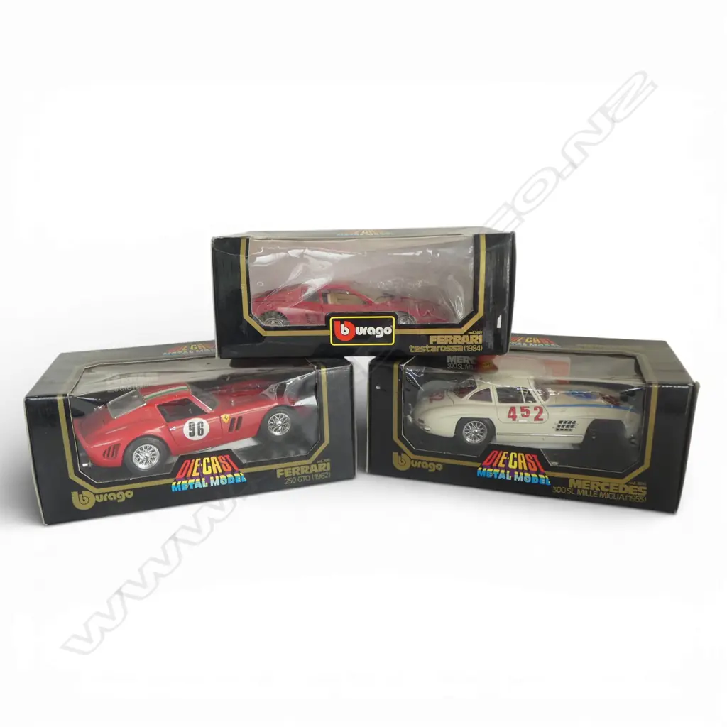3 BOXED BBURAGO DIE-CAST MODELS Image 1++