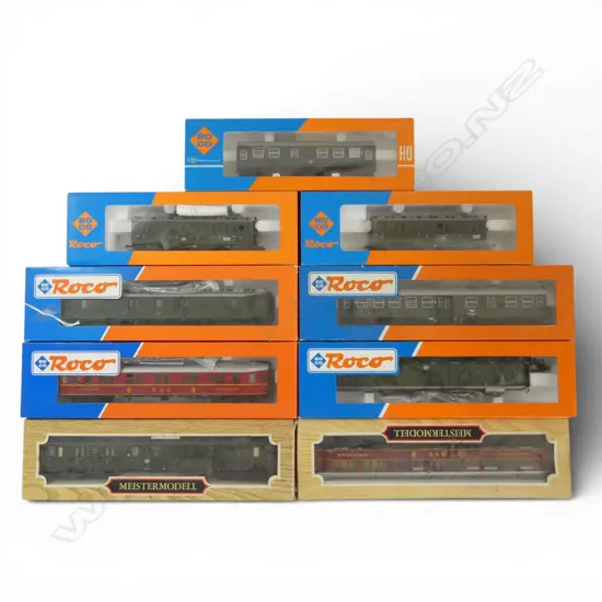 7 ASST. BOXED ROCO HO DB PASSENGER COACHES + 2 LILIPUT COACHES