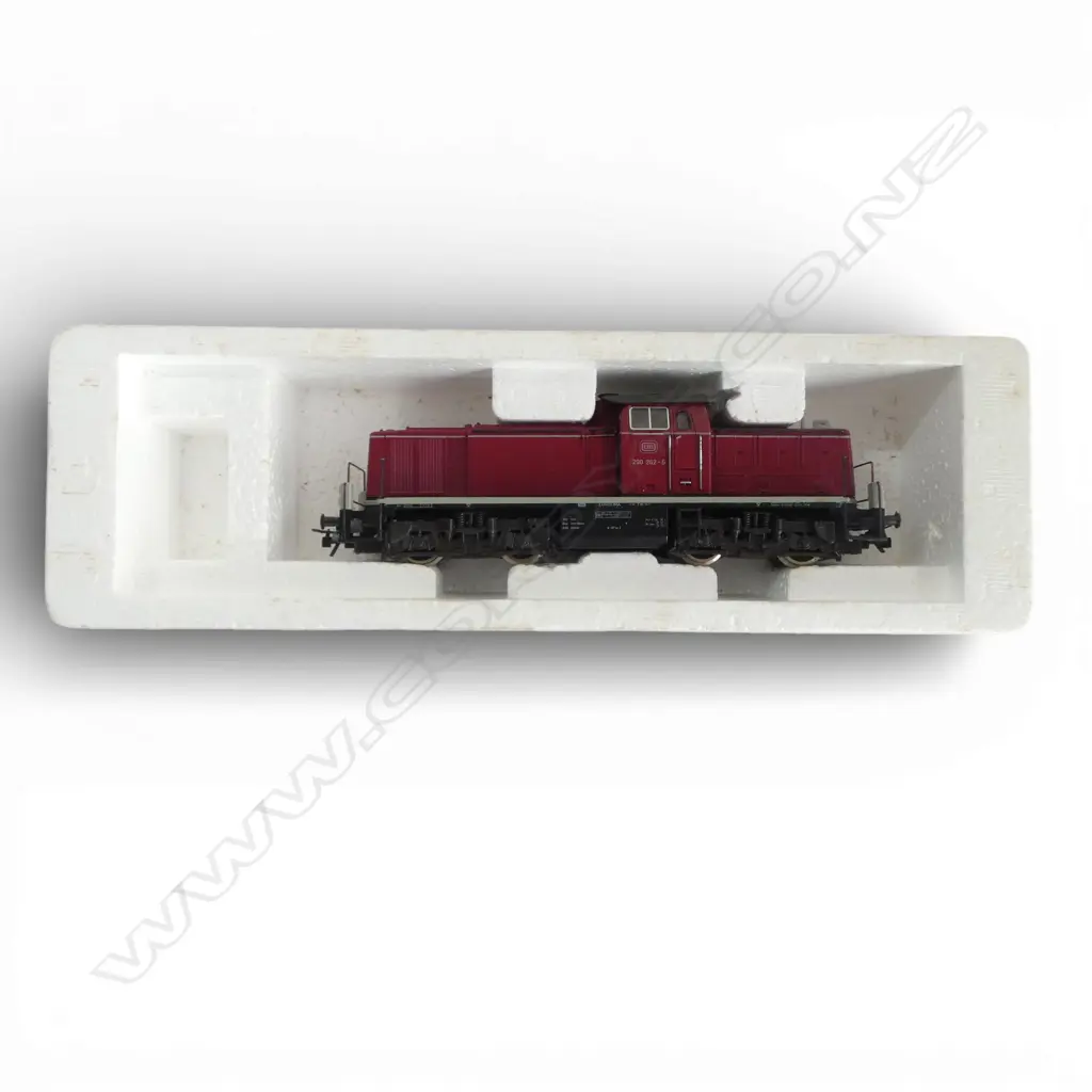 BOXED ROCO BR 290 DB DIESEL LOCOMOTIVE 4154 O-GAUGE Image 1++