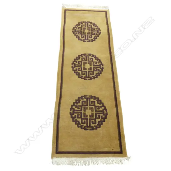 HAND KNOTTED WOOL PILE RUG w. ORIENTAL DESIGN 1800x600mm