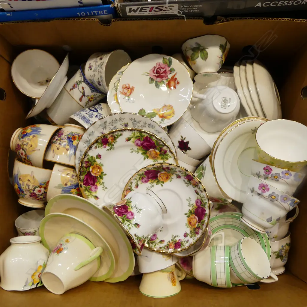 COLLECTION OF ASST. FANCY CHINA TRIOS etc Incl. ROYAL ALBERT, SHELLEY, etc Image 1++
