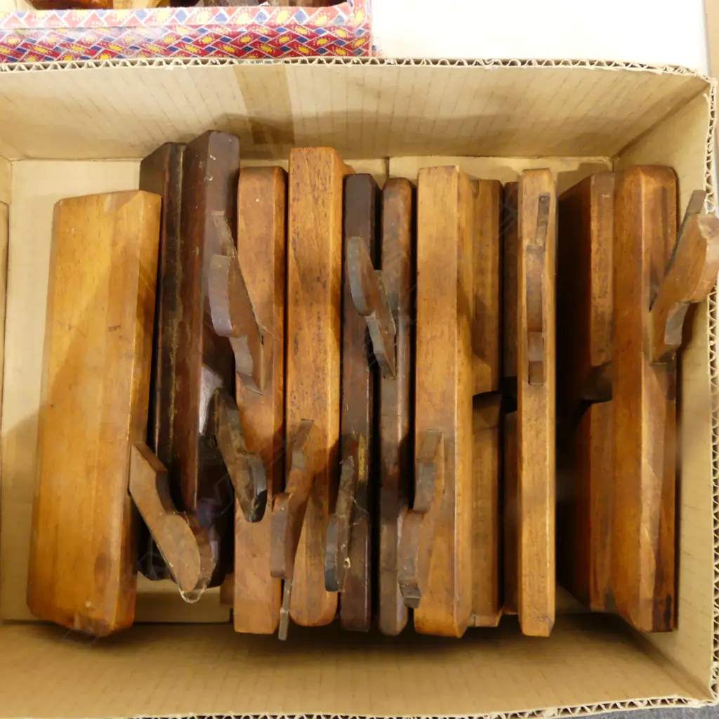 9 OLD WOOD PLANES  Image 1++