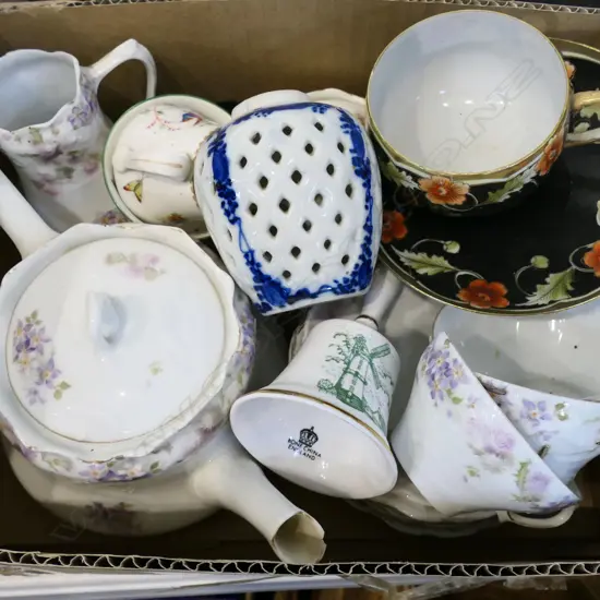 SMALL BOX CONT TEASET & OTHER  CHINA