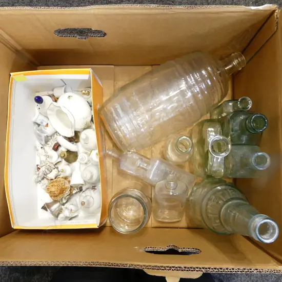 COLLECTION OF BELLS & VINTAGE BOTTLES