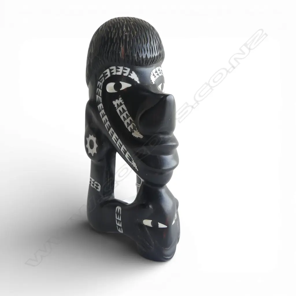 SOLOMON ISLAND CANOE PROW M.O.P INLAY H.190mm Image 1++