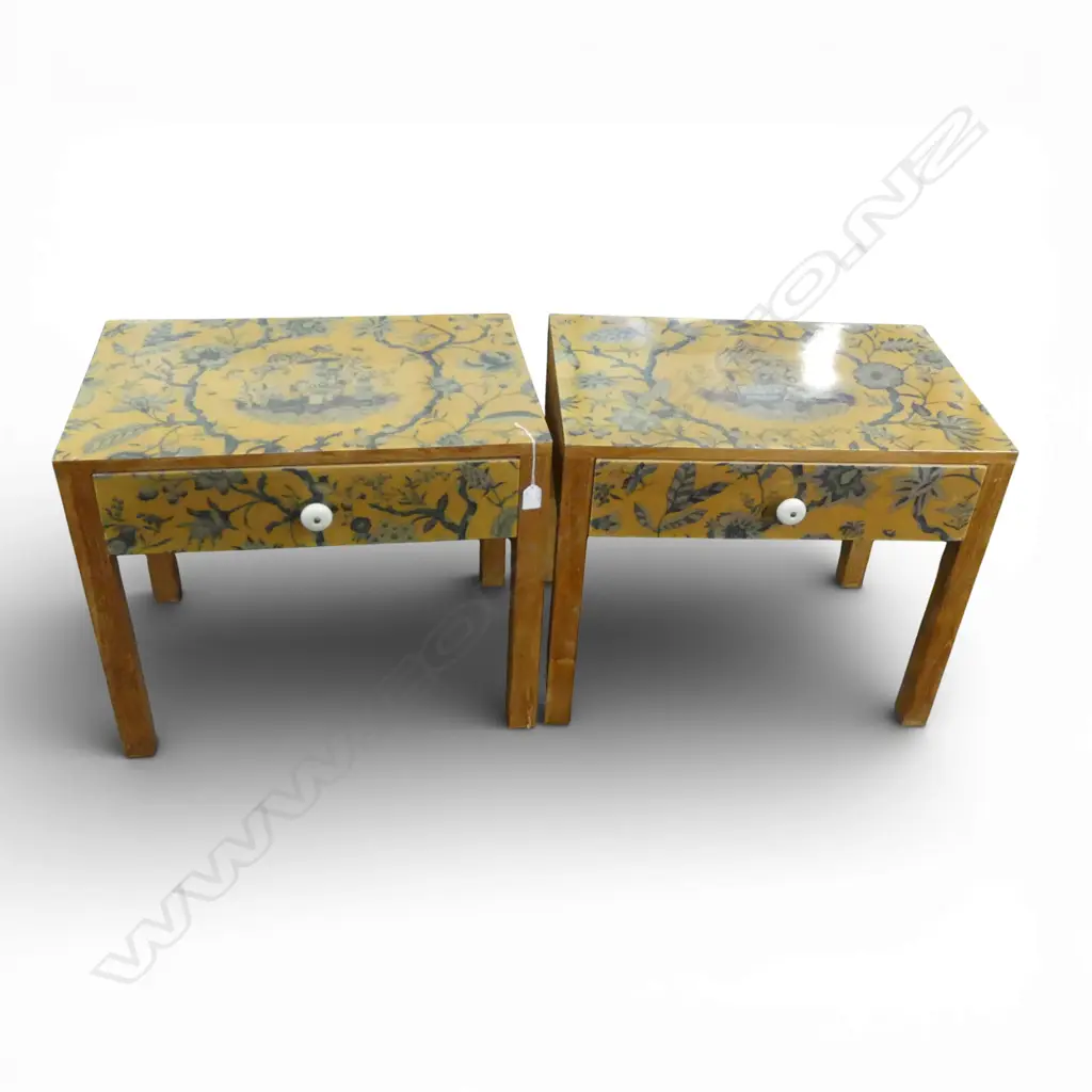 PR BEDSIDE TABLES with applied chinese blue & beige prints 605x405x505mm Image 1++