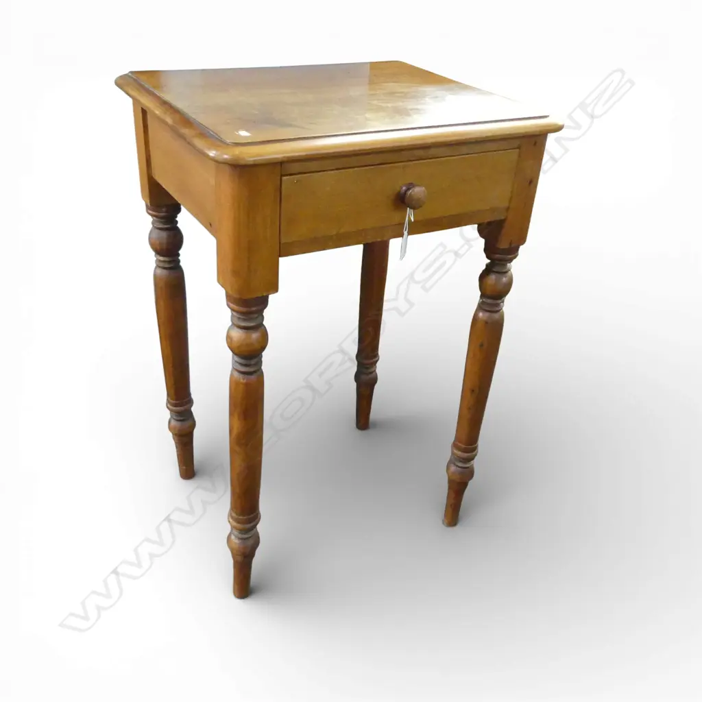 RIMU TABLE w. DRAWER 515x410x760mm Image 1++