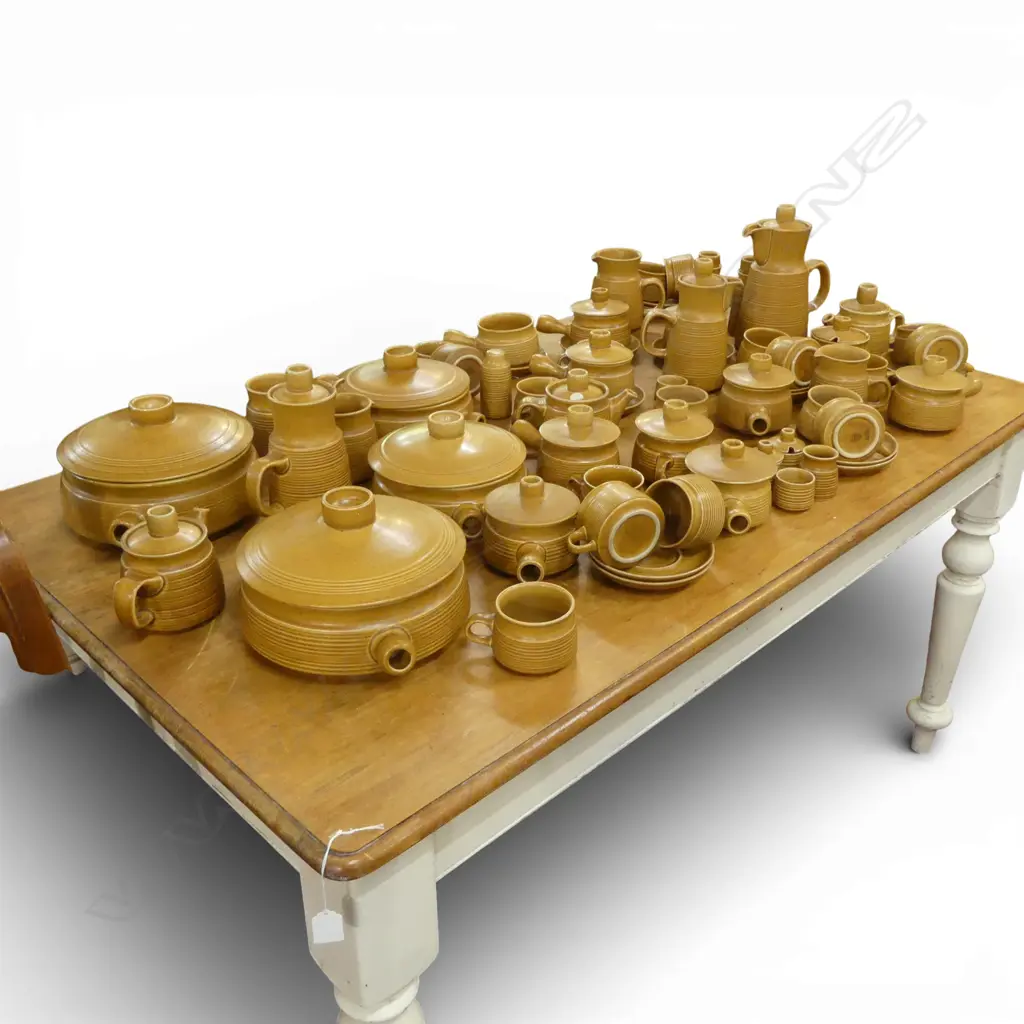 LG LANGLEY DINNER SERVICE Image 1++