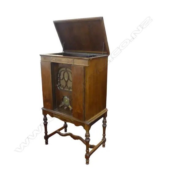 FLOOR STANDING RADIO CABINET 720x445x1280mm