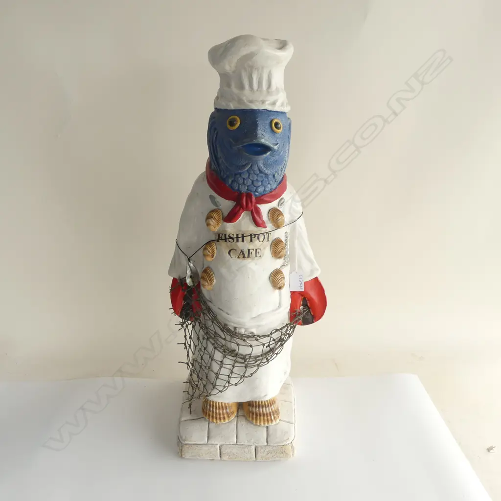 FISH CHEF FIGURE 'FISH POT CAFE' COMPOSITE MATERIAL H.650mm Image 1++