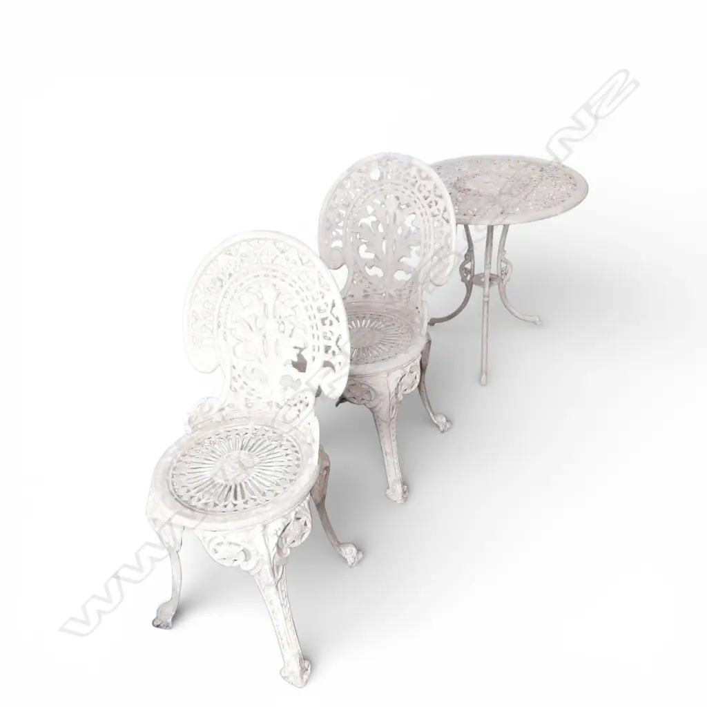 3 PART WHITE METAL PATIO SET Image 1++