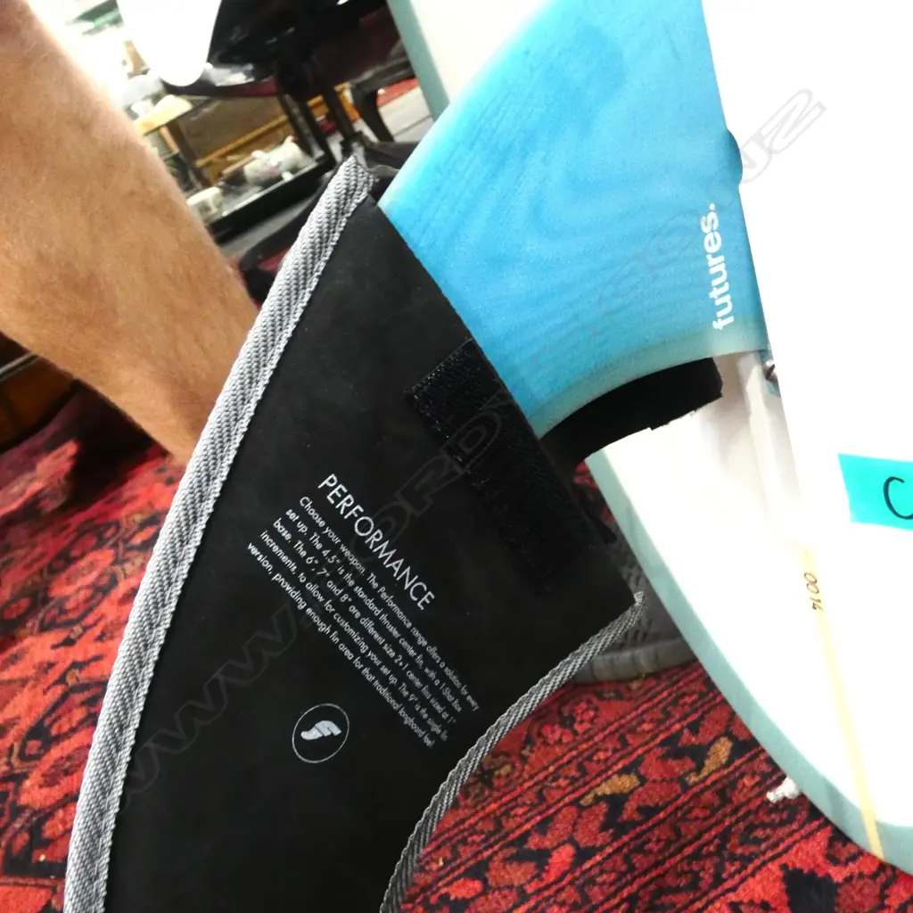 ROXY LONGBOARD SURBOARD 9'1 x 22 3/4 x 2 7/8 68.7L w. future 6 fins, in bag Image 1++