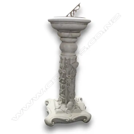 CONCRETE SUNDIAL H.865mm 2 PART