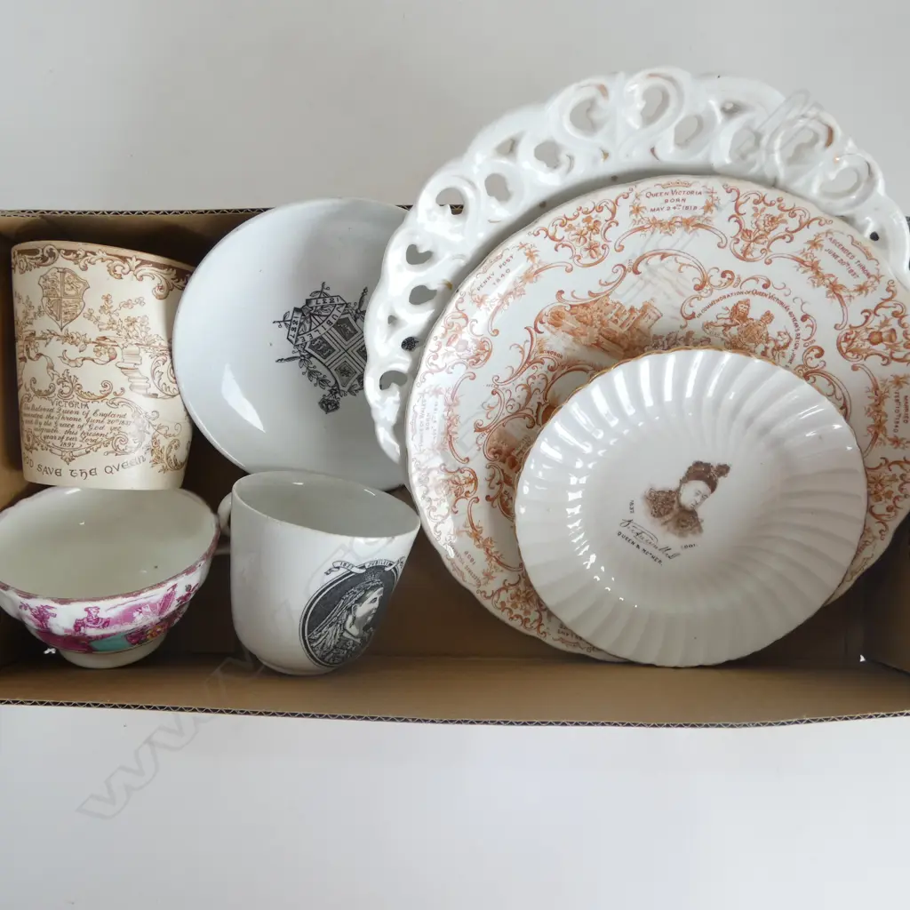 COLLECTION OF 5 PCS VICTORIAN CORONATION CHINA Image 1++