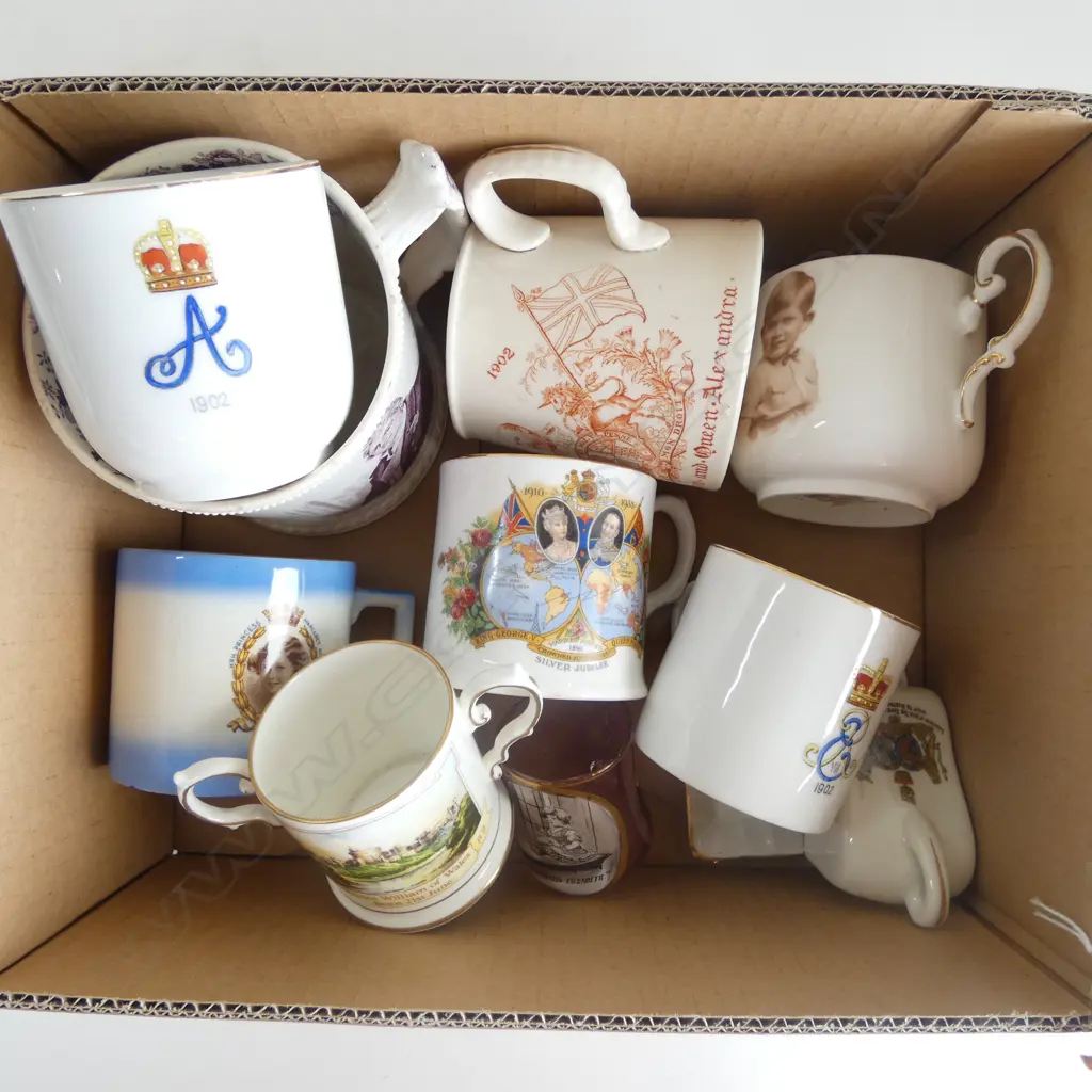 10 VINTAGE CORONATION  PCS Image 1++