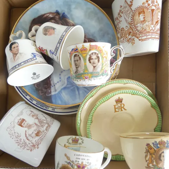 10 VINTAGE CORONATION  PCS