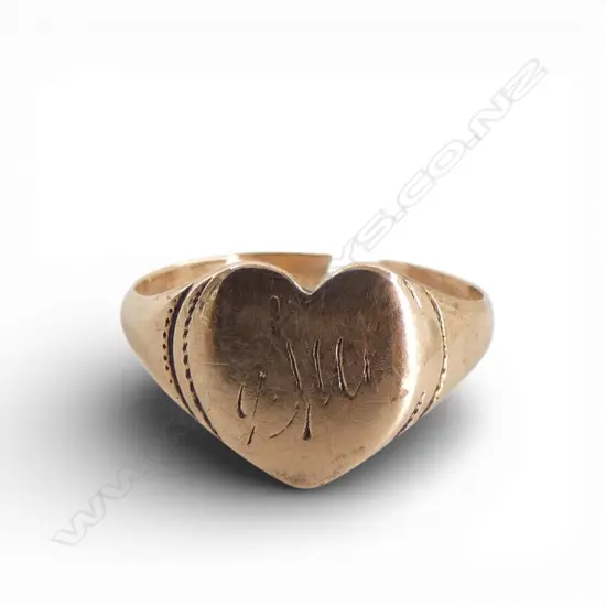 VINTAGE 9cT ROSE GOLD HEART SIGNET RING size I. 1.65gms