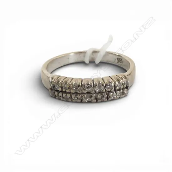 14ct  White GOLD & DIAMOND RING 2.60gms SIZE I1/2