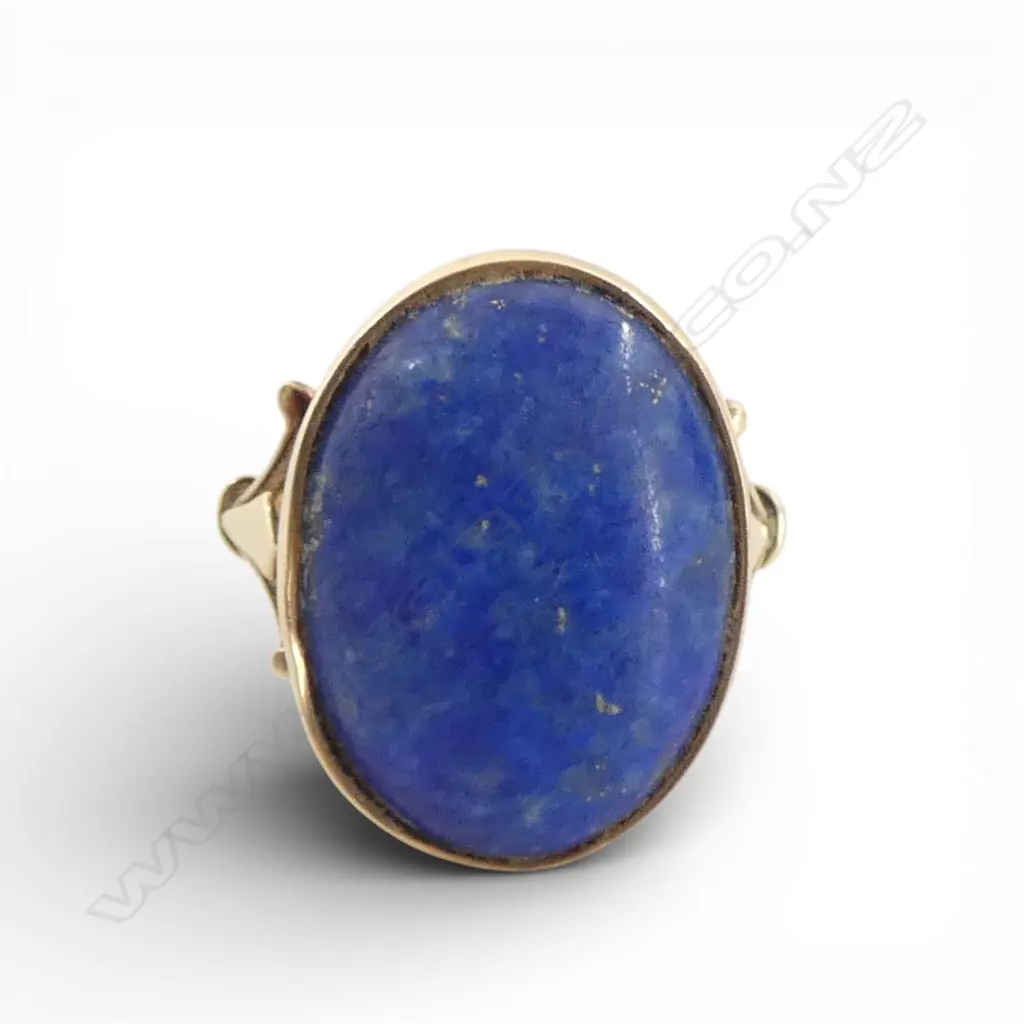 9ct GOLD & LARGE LAPIS LAZULI RING, 6.32gm SIZE O Image 1++