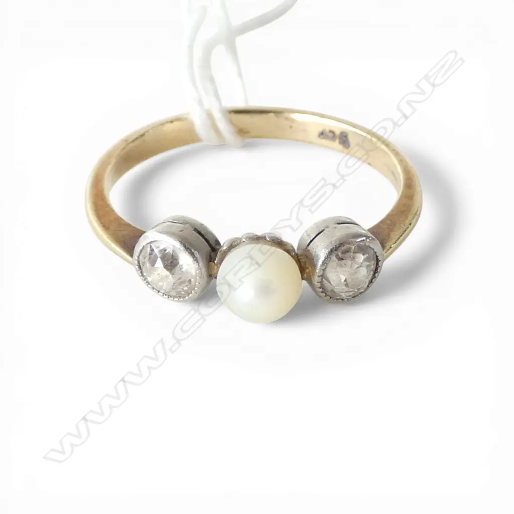 9ct GOLD 2 DIAMOND (TDW. 0.50ct)  & NATURAL PEARL RING. Valuation. $4,300 replacement. 2.6gms SIZE P Image 1++