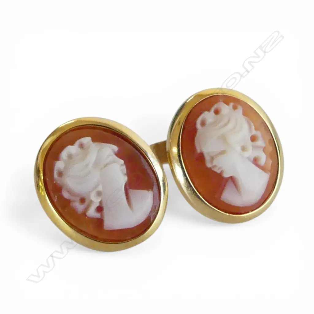 PR 9CT CAMEO EARRINGS, 2.8gms Image 1++