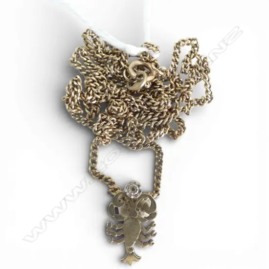 9ct GOLD CHAIN with 9ct gold scorpion pendant L.550mm 4.1gms