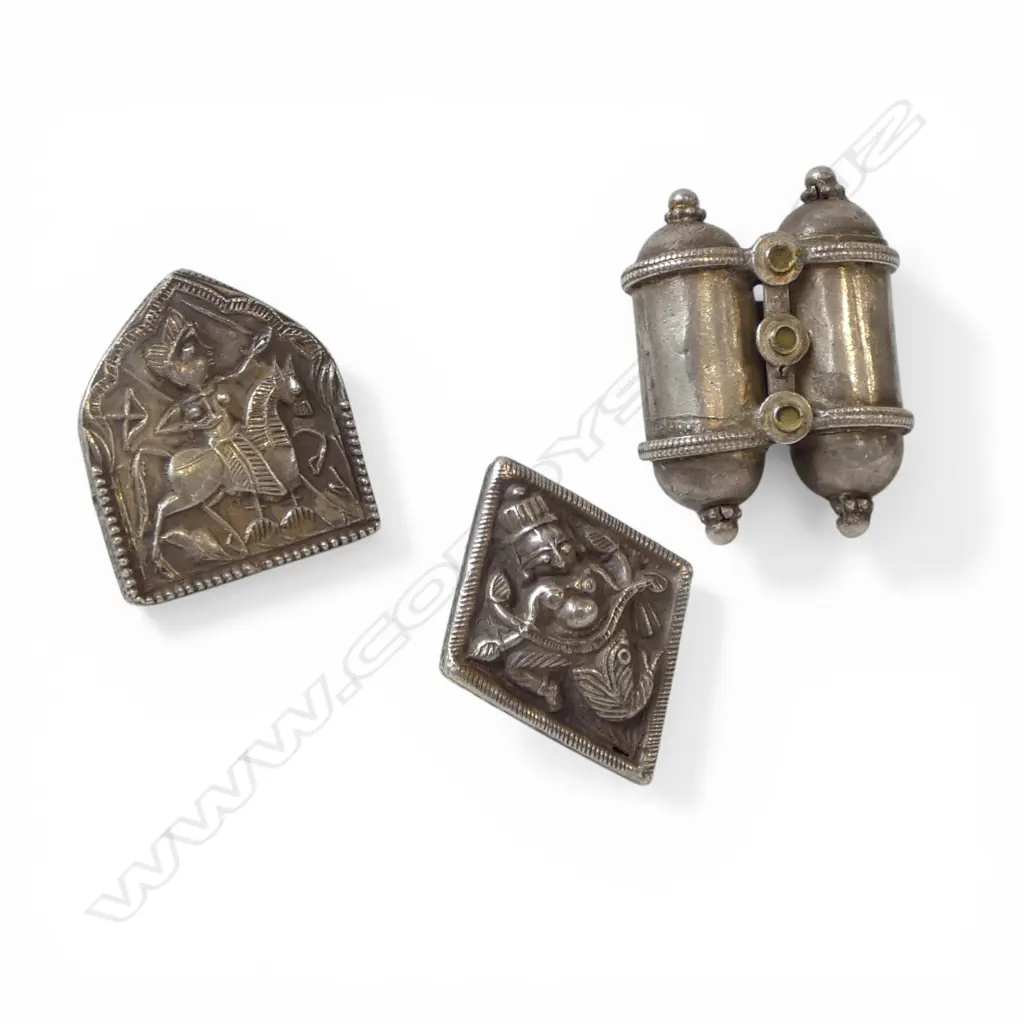 3 TIBETAN SILVER RINGS Image 1++