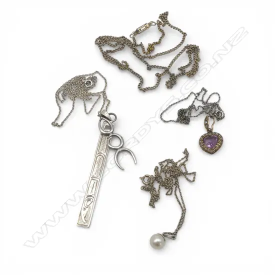 9CT GOLD, PEARL, AMETHYST PENDANT & ASSTD SILVER CHAINS & PENDANTS